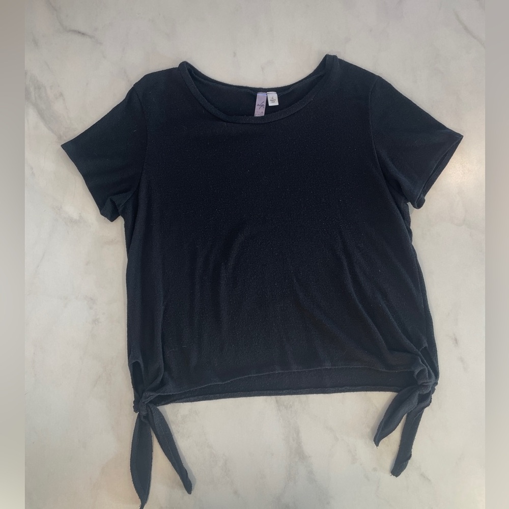 Alya Black Tie-Side Short Sleeve Tee